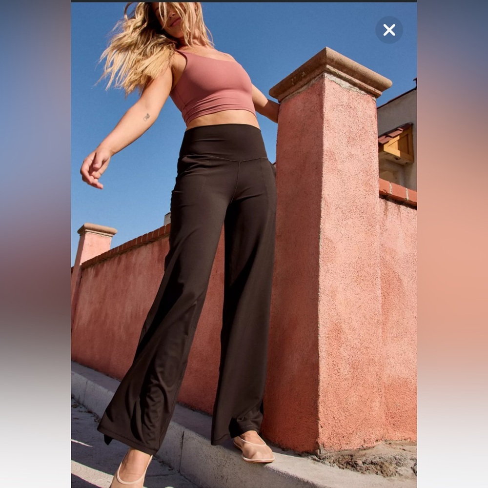 Aerie Offline Real Me Xtra High Waisted Wide Leg Legging Trouser